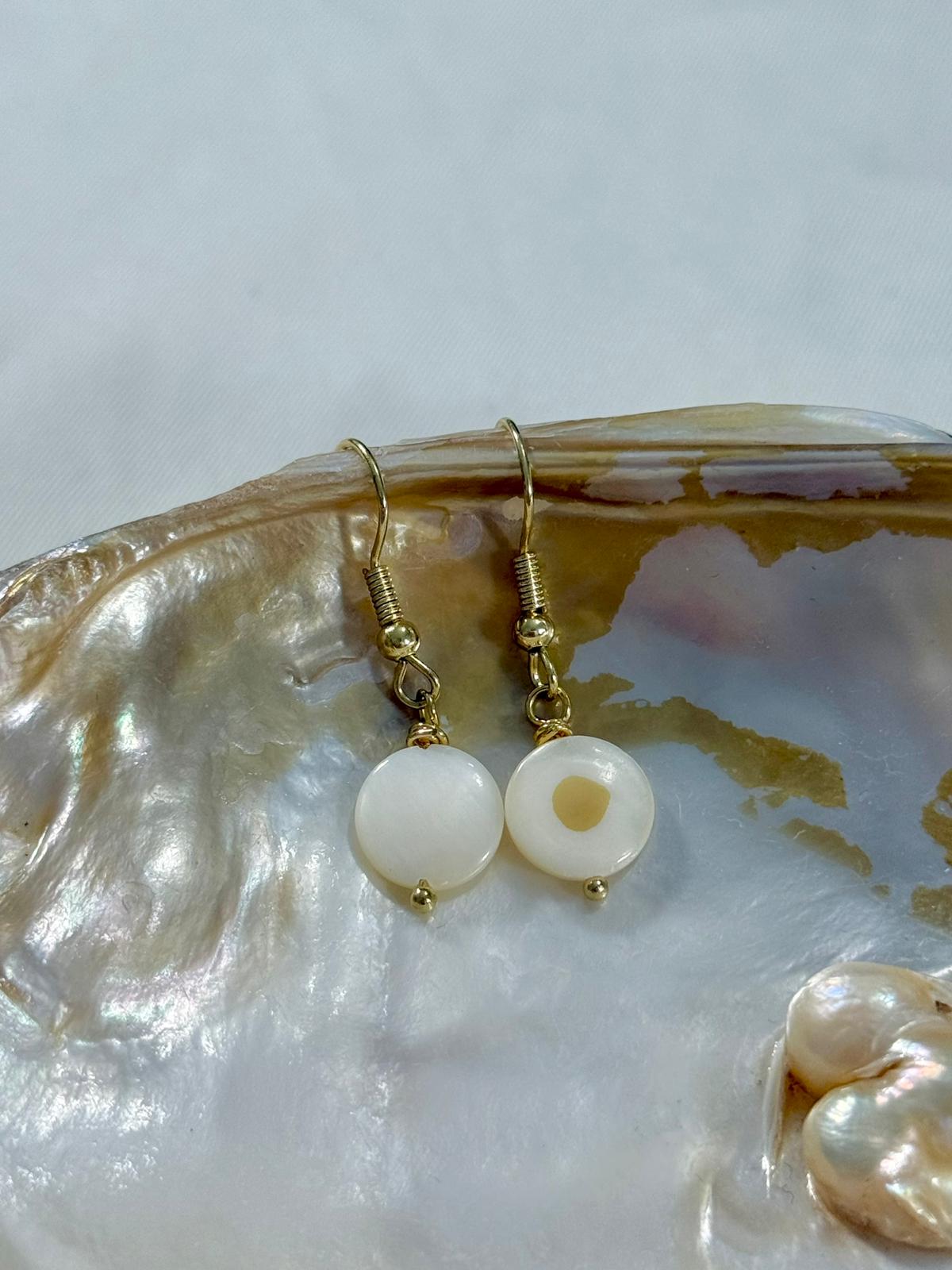 Mother of pearl earring set