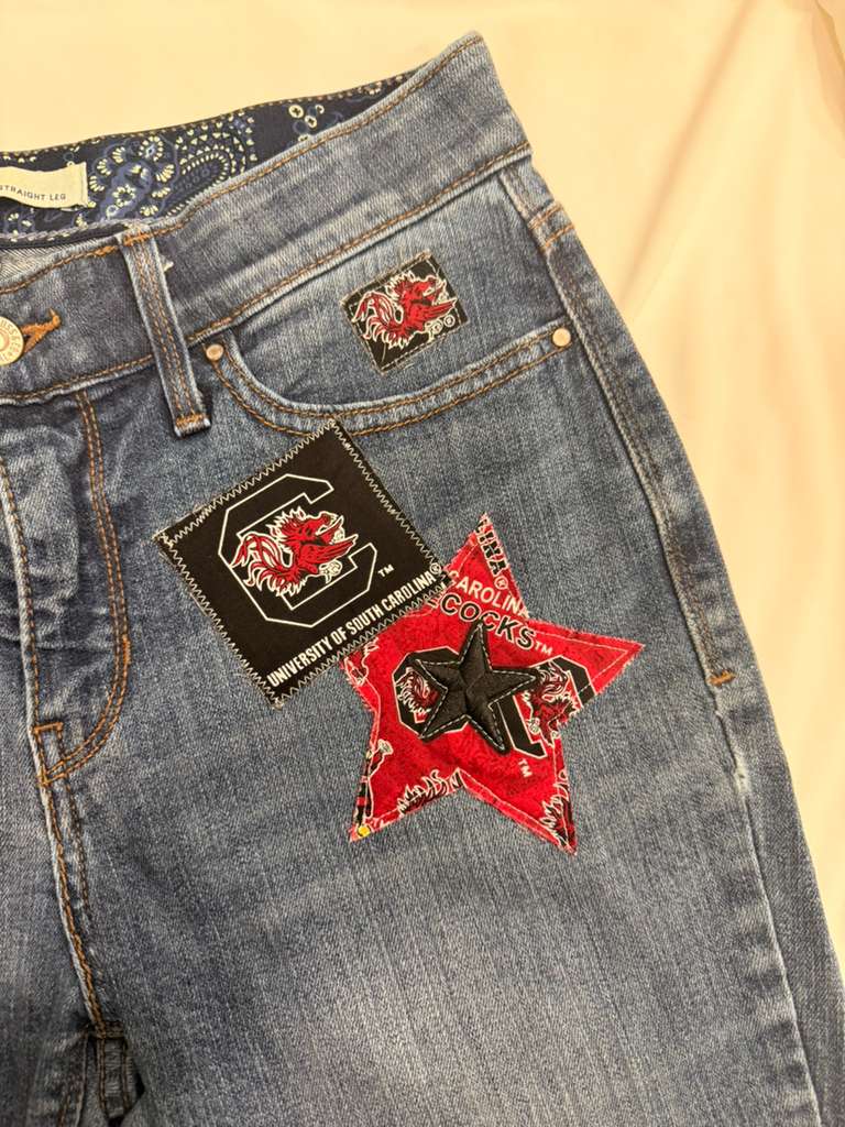 USC Levy jeans Size 4