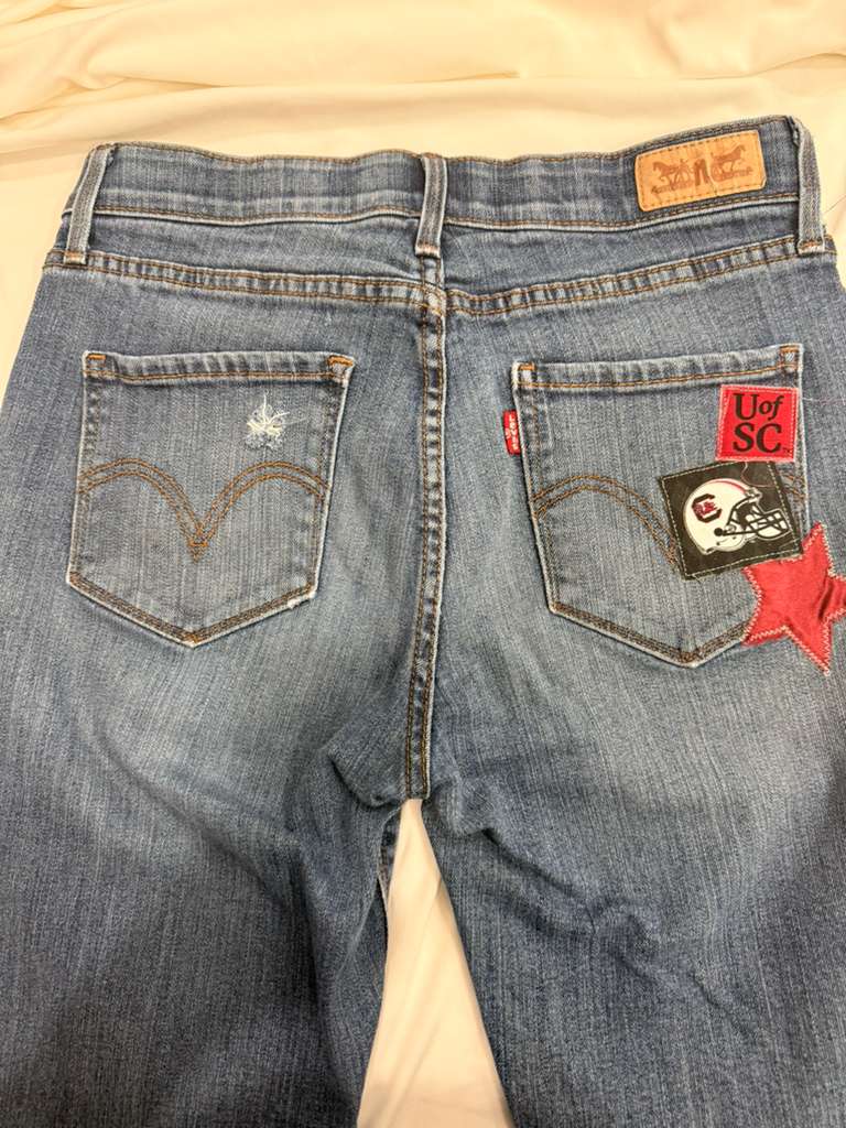 USC Levy jeans Size 4